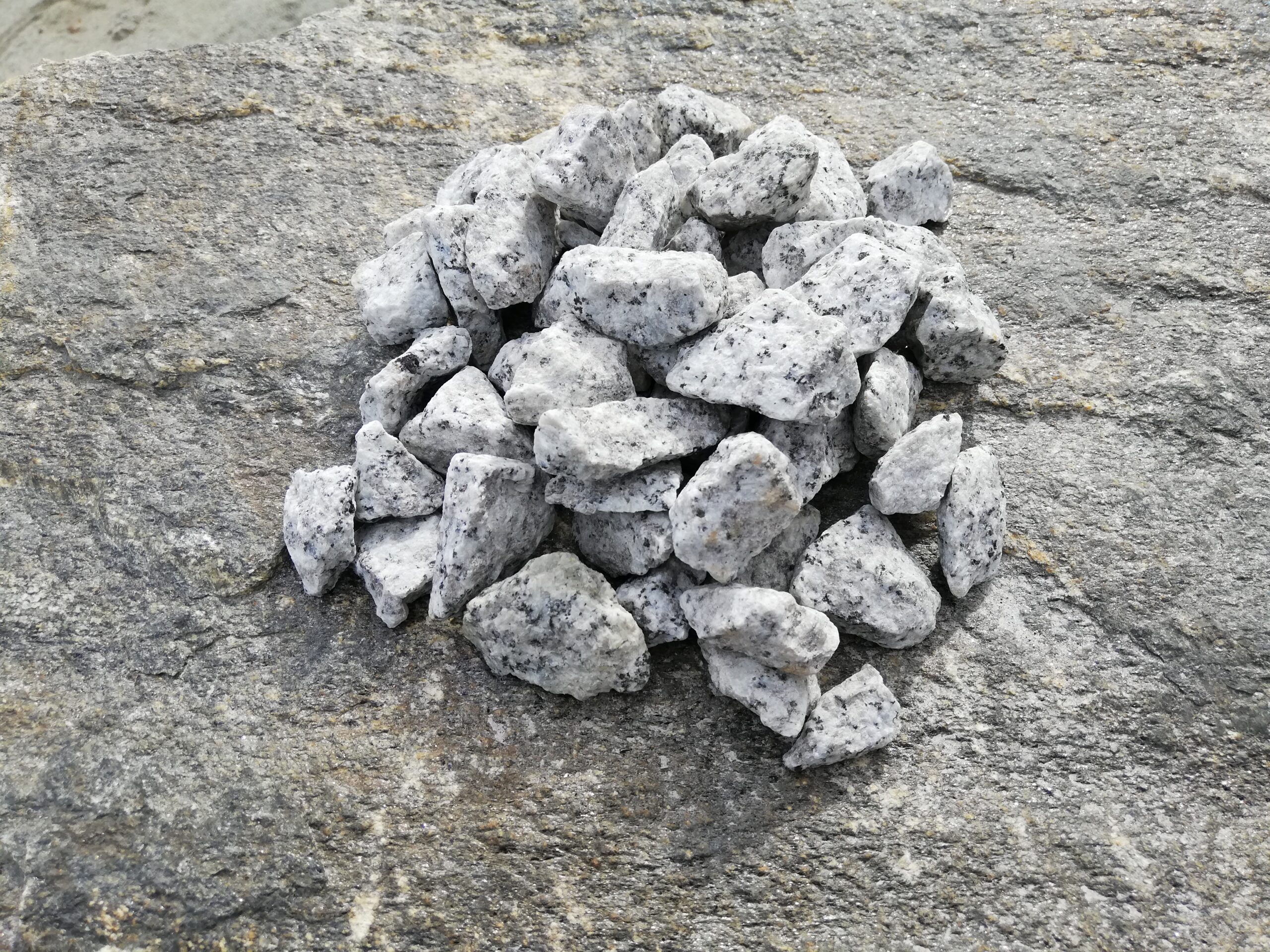Grys granitowy