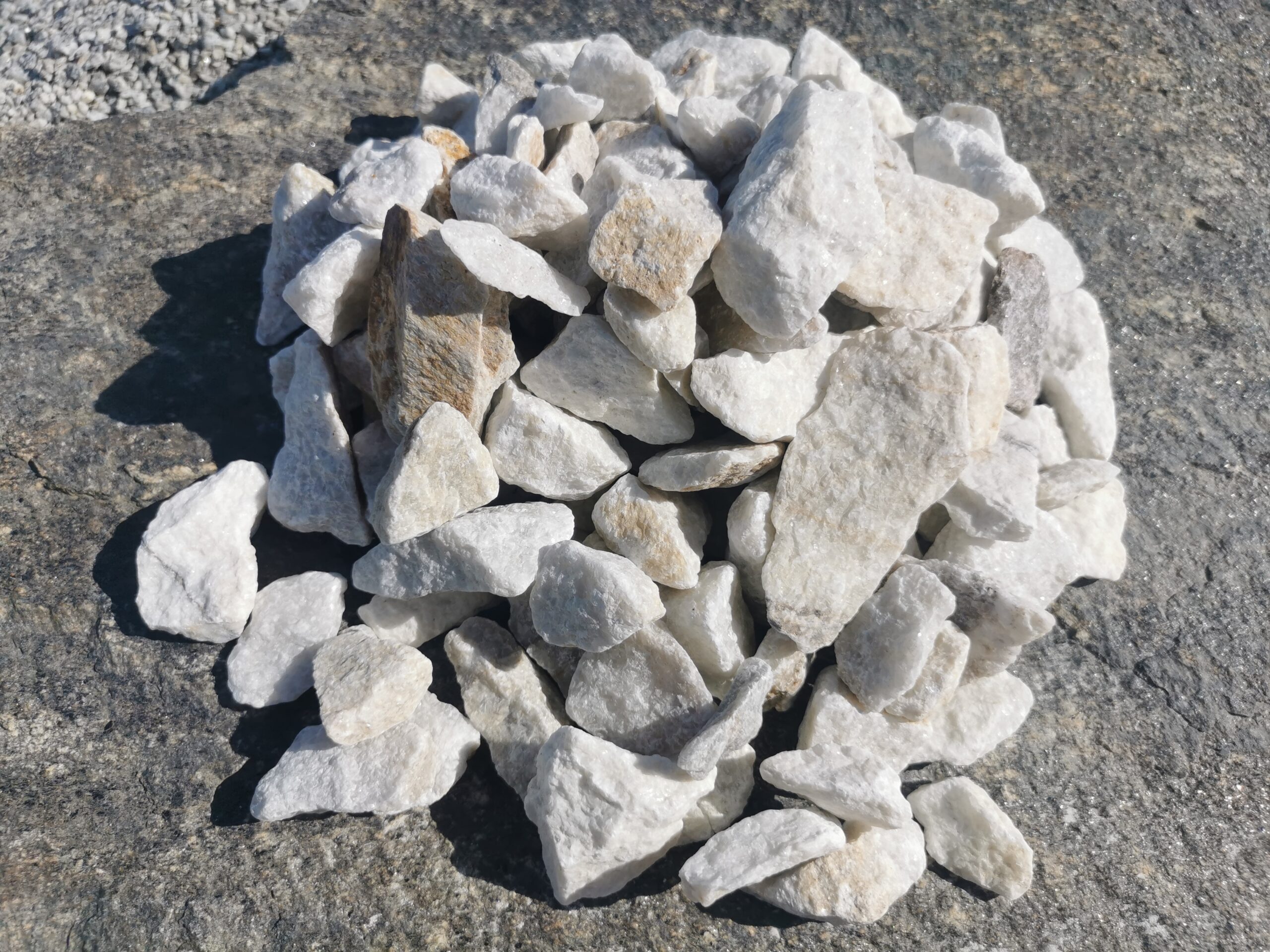 Kruszywo / grys Crystal White
